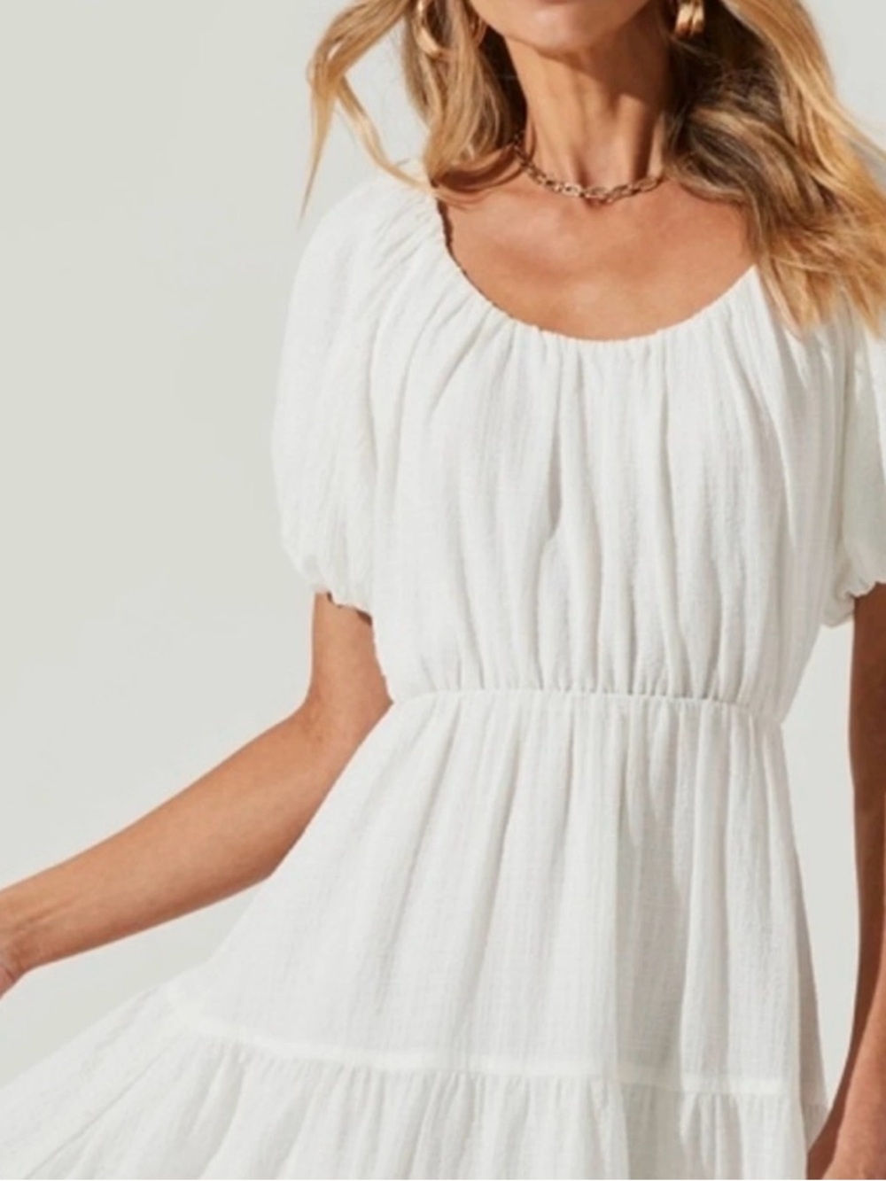 ASTR the label white balloon sleeve dress size medium